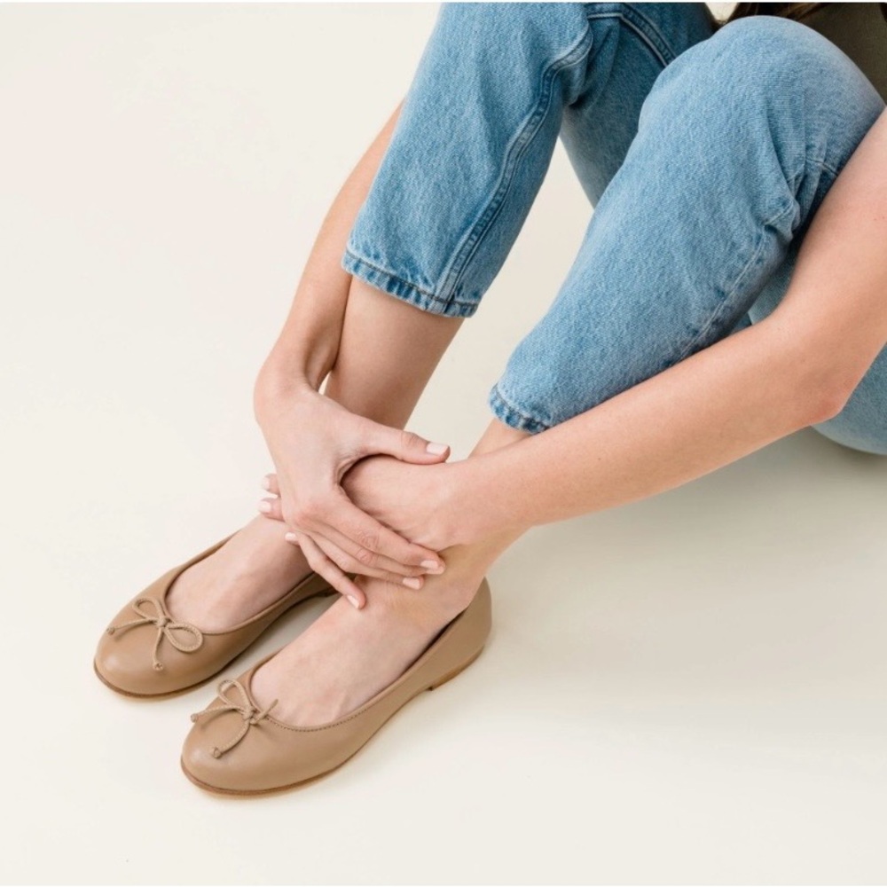 New in the Box Nisolo Bea Go-To Ballet Flat — Almond Leather